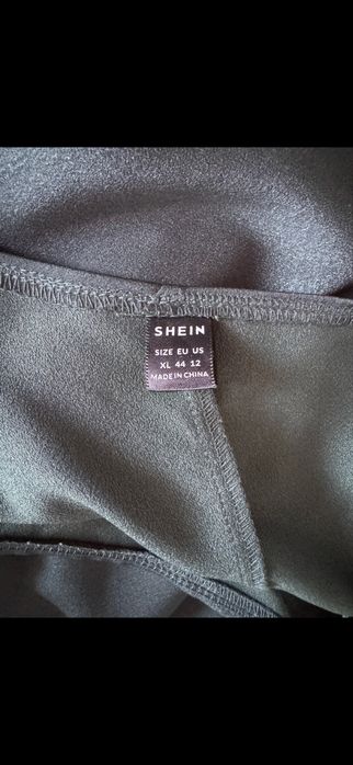 Тъмно зелена рокля L/XL