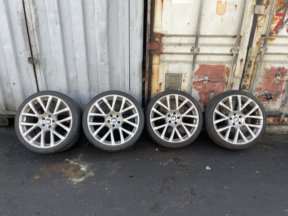 Диски на BMW Разнаширокы