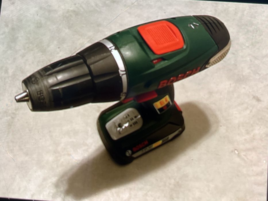 PSR 18-Li, folosit ocazional, perfect functional, 18V, original Bosch.