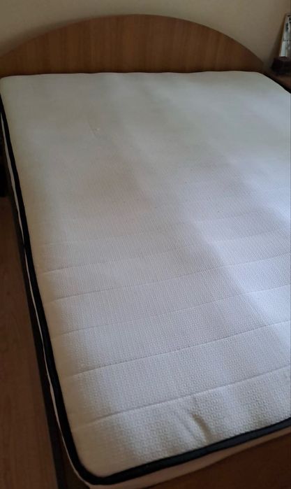 Pat dormitor cu noptiere si saltea inclusa