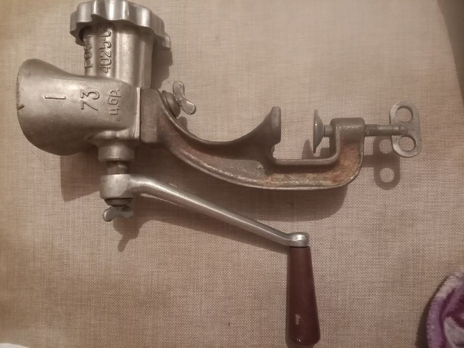 Продам Мясорубку