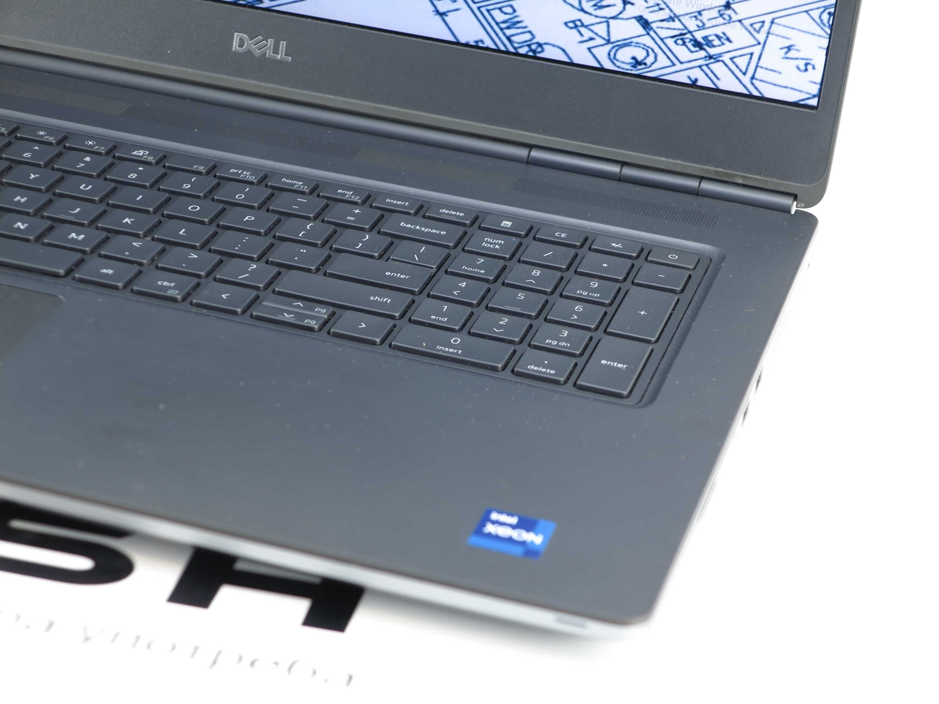 Dell Precision 7760 Xeon W-11855m, 64GB DDR4 , 1TB NVMe, RTX A4000