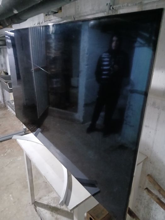 Vând televizor LG display spart
