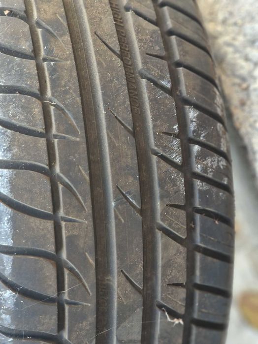 Метални джанти с гуми за Нисан Алмера