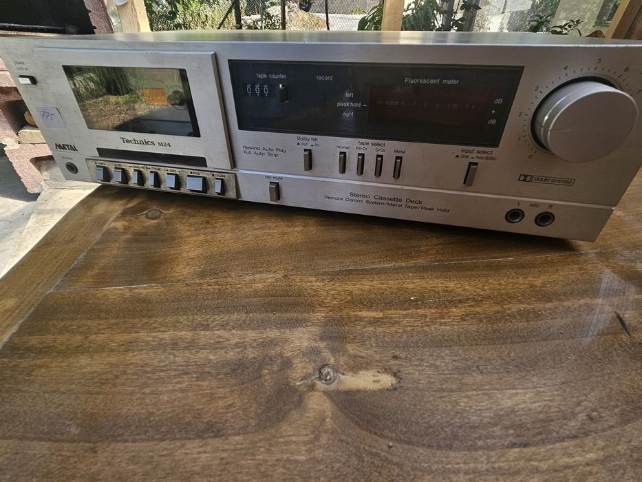 Продавам Technics RS- M24 Cassette Deck