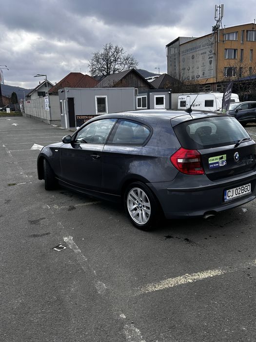 Vand BMW seria 1 sau schimb cu passat b6