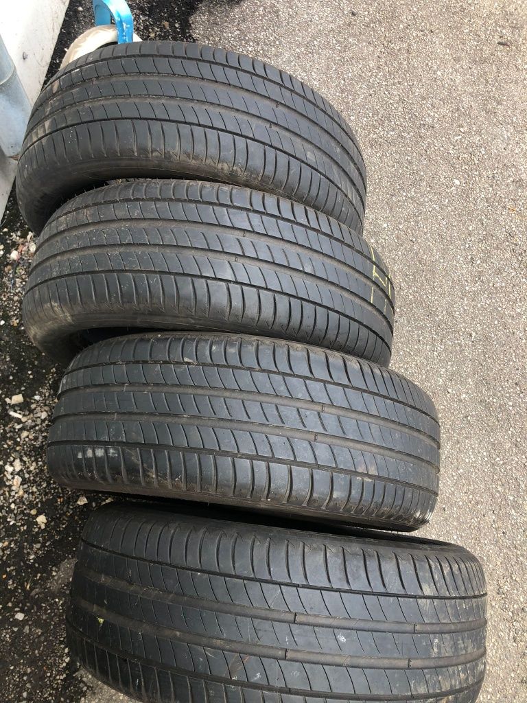 Anvelope vară Michelin (4 buc) 215/50/18. 92w. Dot 2018.