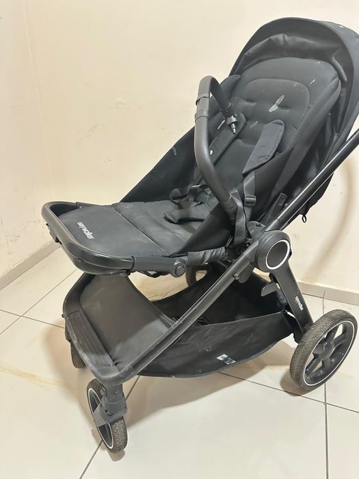 продам зимнюю коляску за в хорошем состоянии