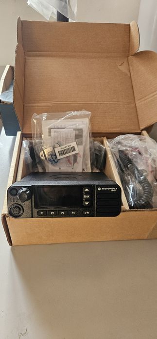 Продам профессиональные автомобильные рации МОТОРОЛЛА