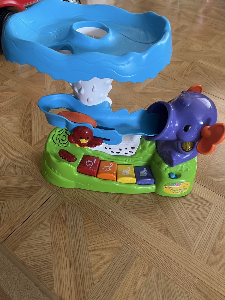 Интерактивни играчки с топчета
