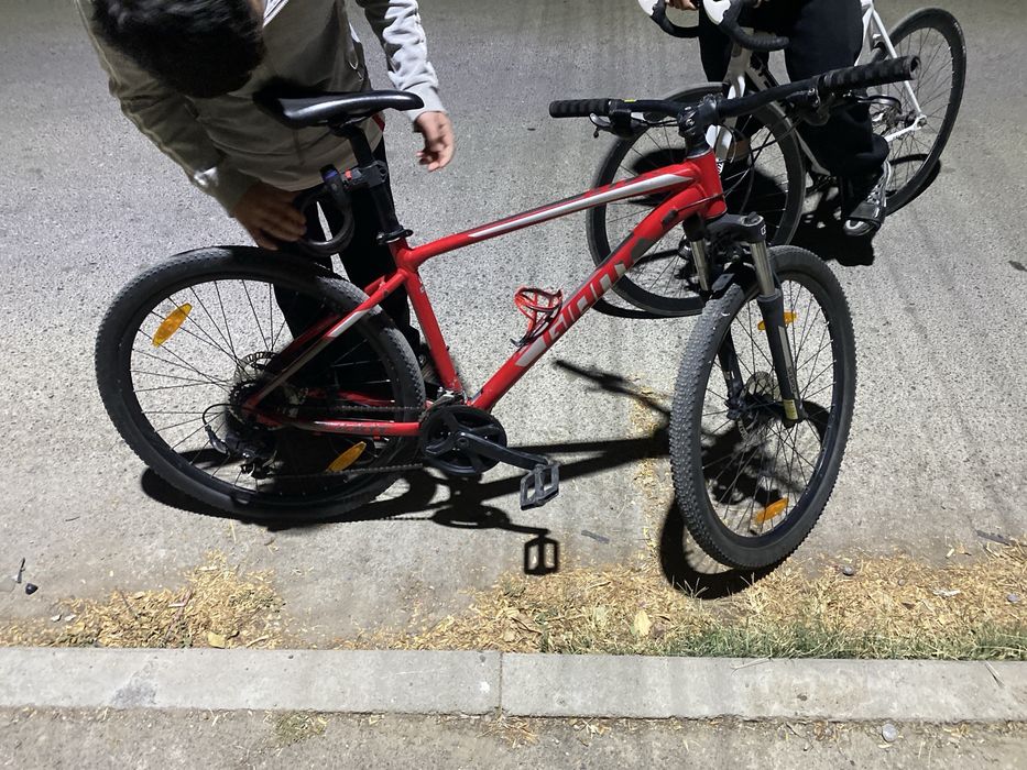 Велосипед giant atx 27.5