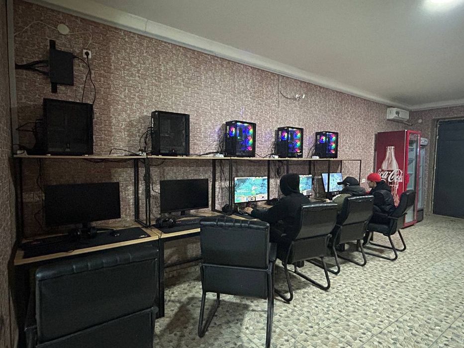 Компьютерный клуб, Game club