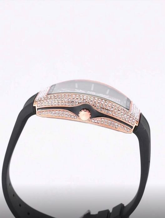 Унисекс Часовник с кристали RichhM