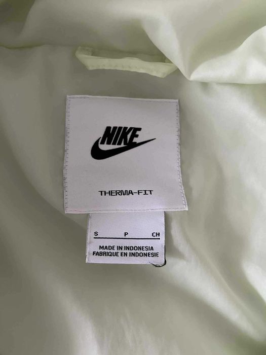 Оригинално яке Nike