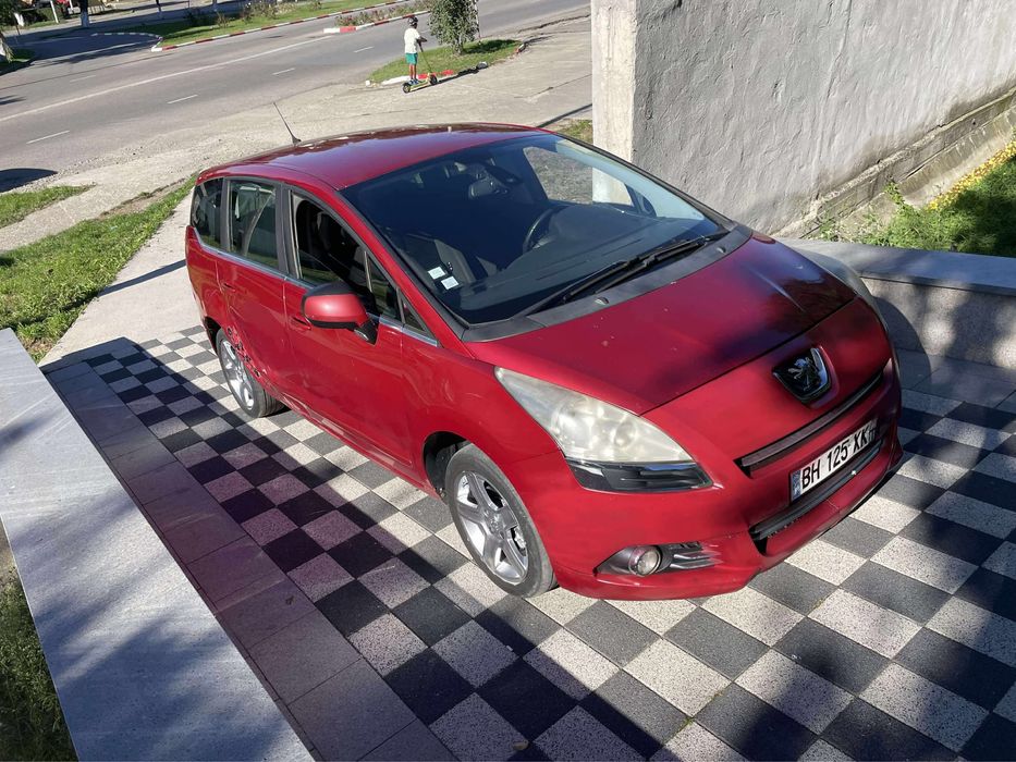 Vand Peugeot 5008 din 2011 euro 5 numere de franta