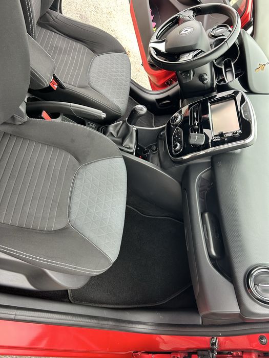 Renault Clio 2014 arata ca in poze