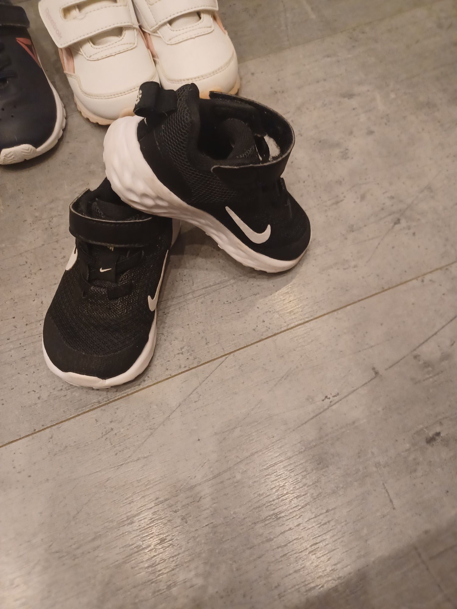 Nike revolution 6