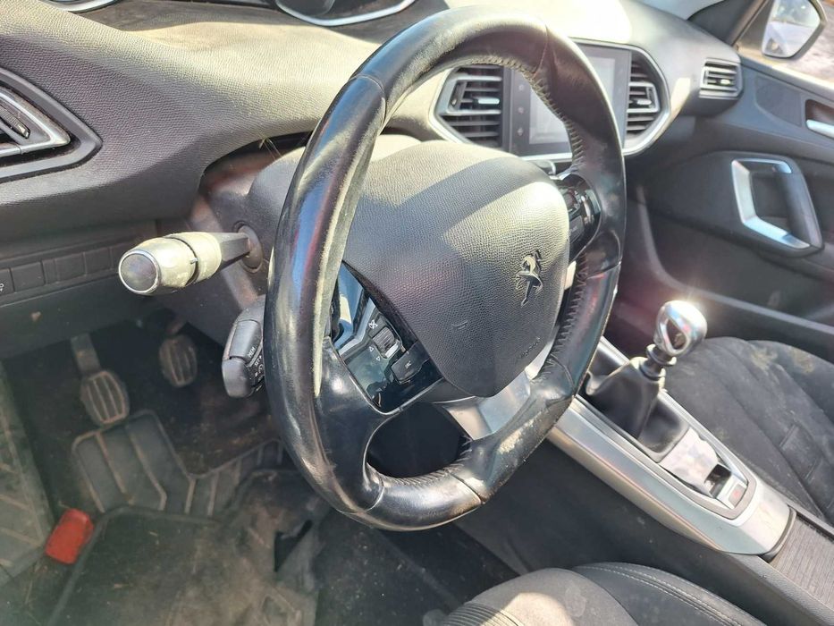 Peugeot 308 Т9  1.6 HDI 115 Startstop Панорама - на части
