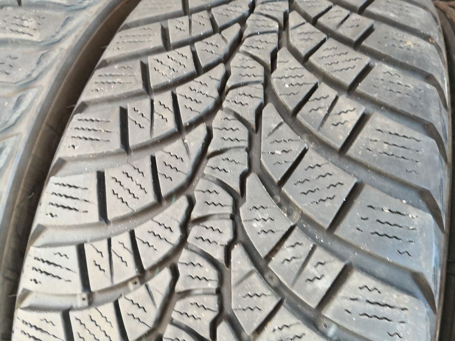 215 45 17 цола гуми kumho dot 20