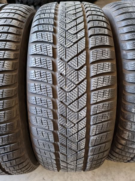 225/60/17 Pirelli 4piese