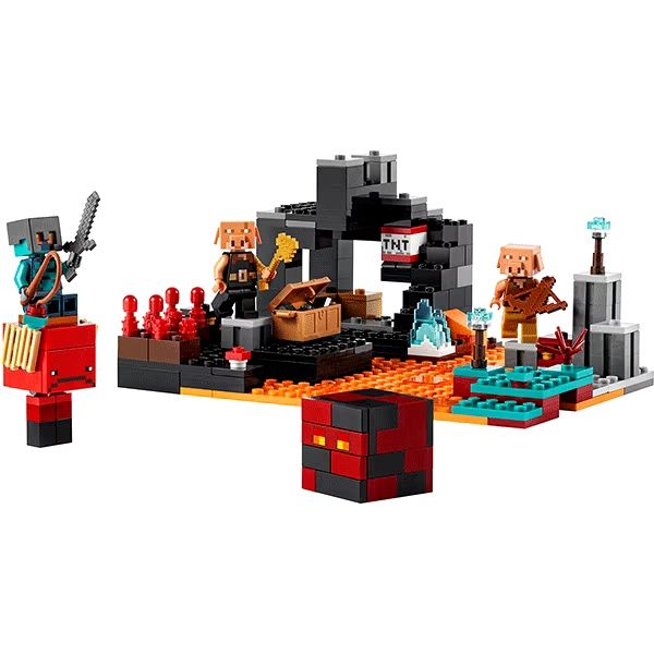 LEGO Minecraft: Bastionul din Nether 21185, 8 ani+, 300 piese