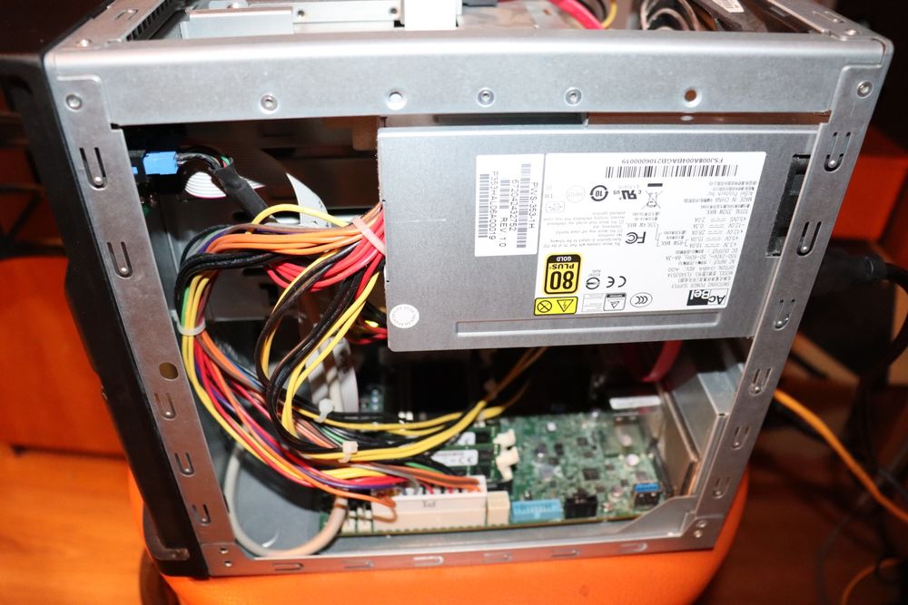 Mini Server Nas Supermicro A1SAI-2550F 16Gb DDR3 350W Gold 4 Bay 2xSSD