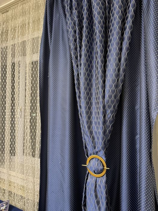 Продам шторы 25.000