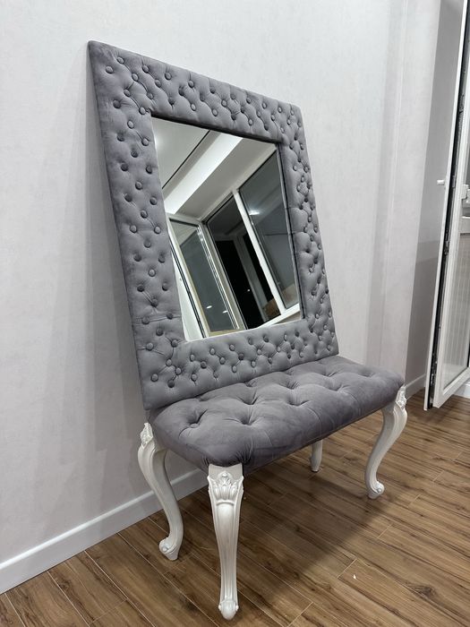 Продам  тумбу и зеркало