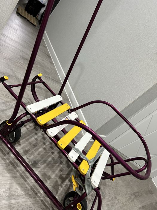 Санки.   8000 ………..тг