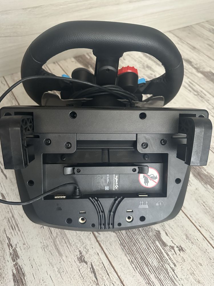 Logitech G29 волан+педали