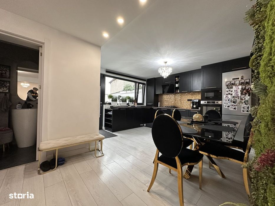 Casa parter 3 camere + living, 3 bai, 81 mp utili, teren 204 mp