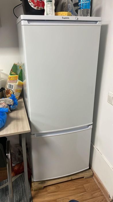 Холодильник Бирюса