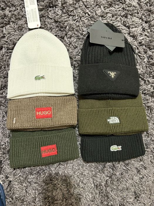 Vand Boxeri si caciuli