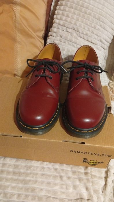 N.42 Обувки Dr. Martens - кaто чисто нови