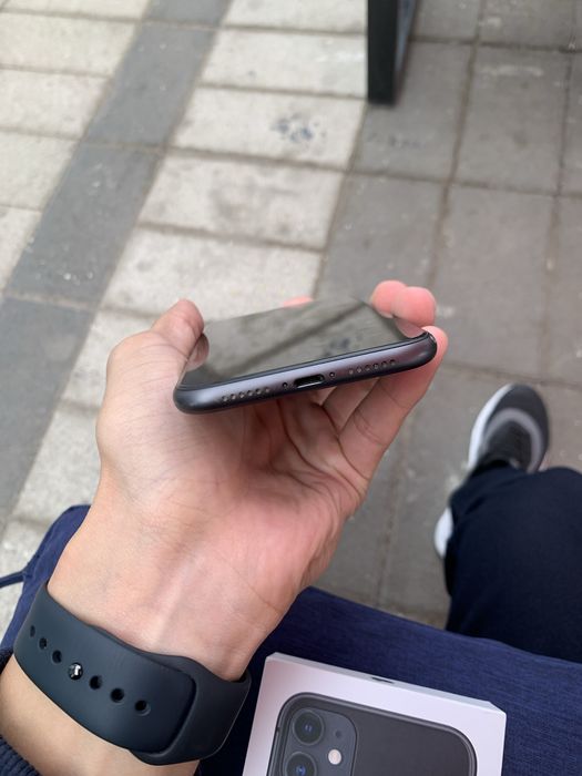 iPhone 11 Full/82%