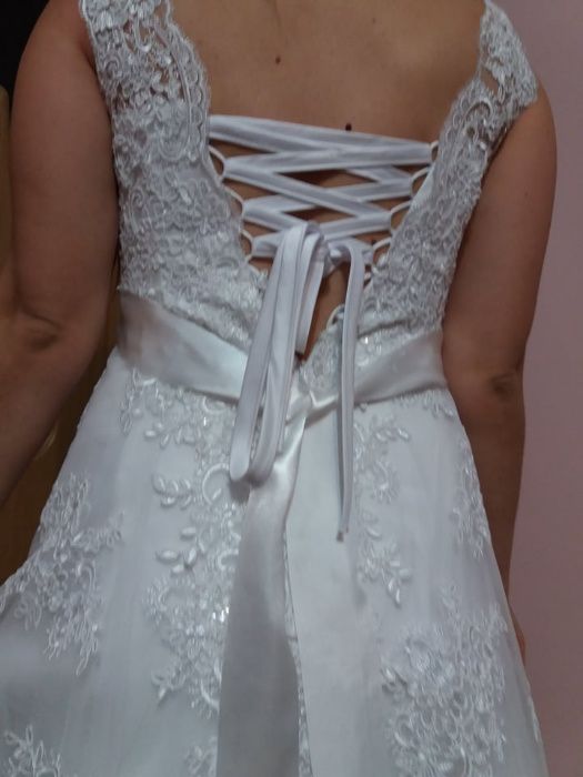 Rochie de mireasa alba marimea 36/38