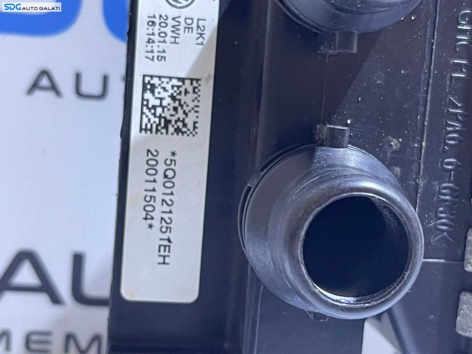 Radiator Intercooler Volkswagen Touran 1.2 TSI 2016 - Prezent Cod 5Q0121251EH