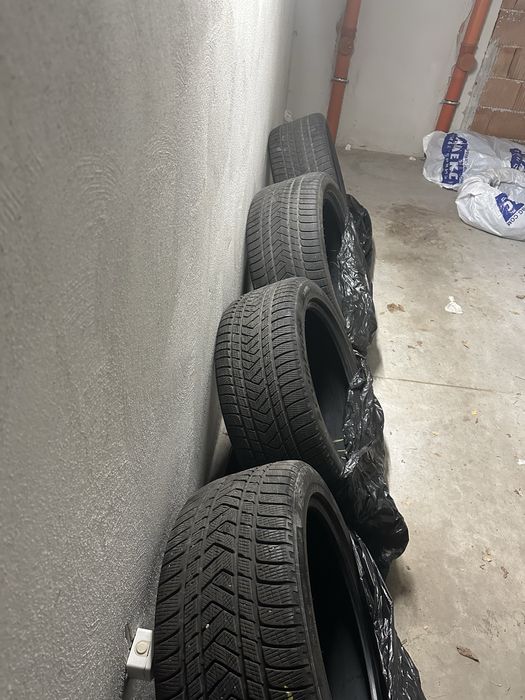 Комплект зимни гуми Pirelli Scorpion