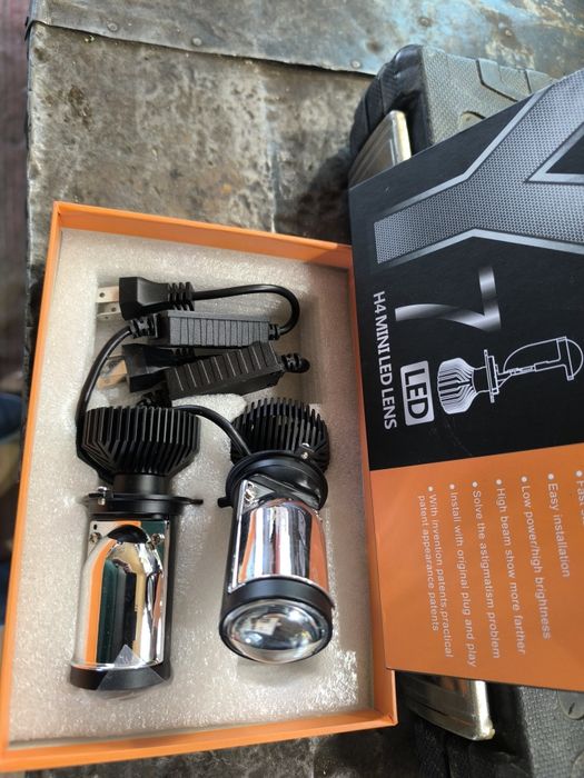 Лампы H4 с линзами