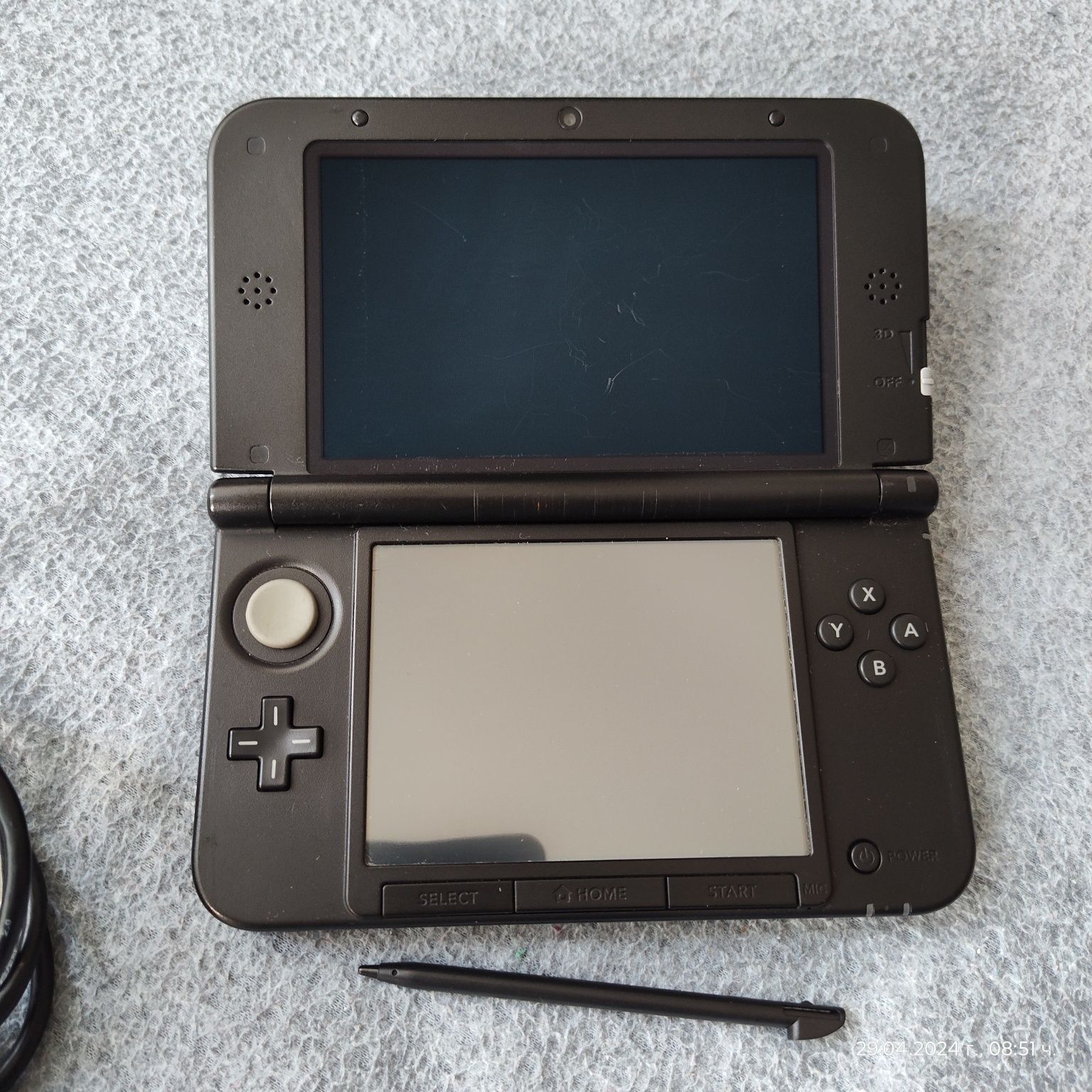 Nintendo 3DS XL хакнато