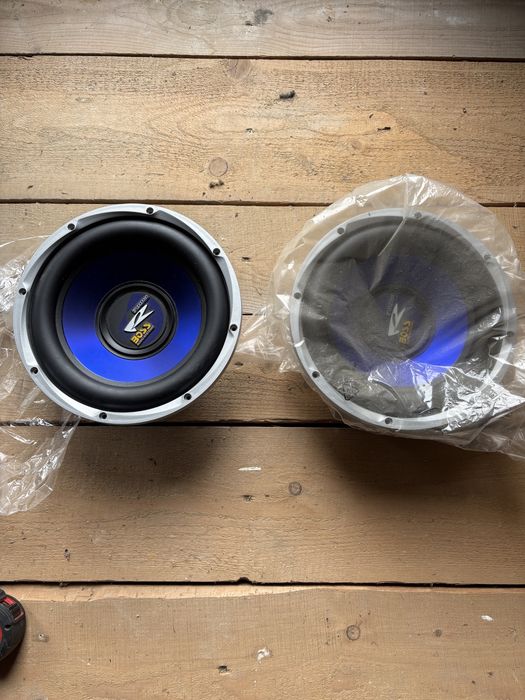 Vand subwoofer Auto!