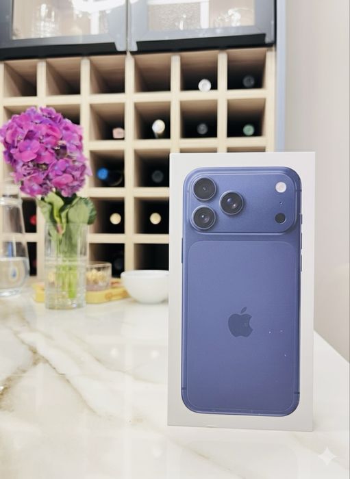 iPhone 17 pro max 1ТБ BLUE