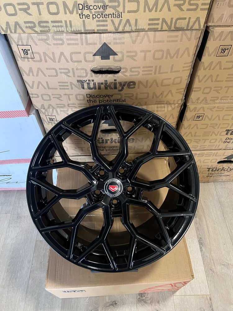 Jante Noi R18 stil Vossen HF 5x120 pentru BMW seria 3 4 5 6 7