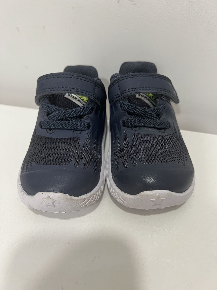 Бебешки маратонки Nike р-р 18,5