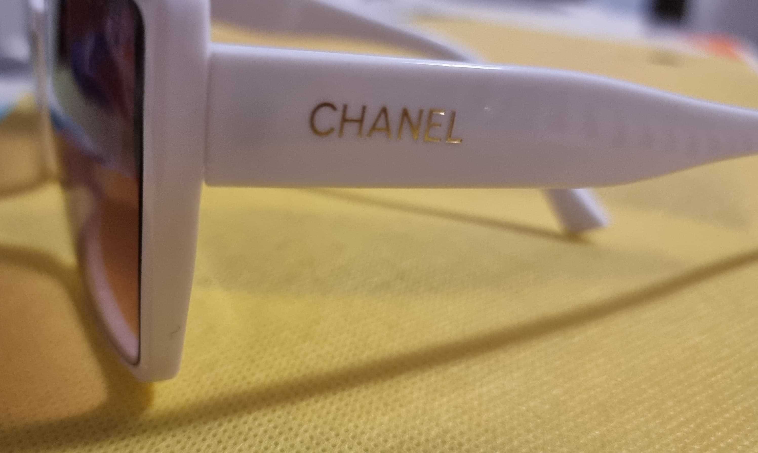 Ochelarii de soare Chanel rama alba , transport gratuit