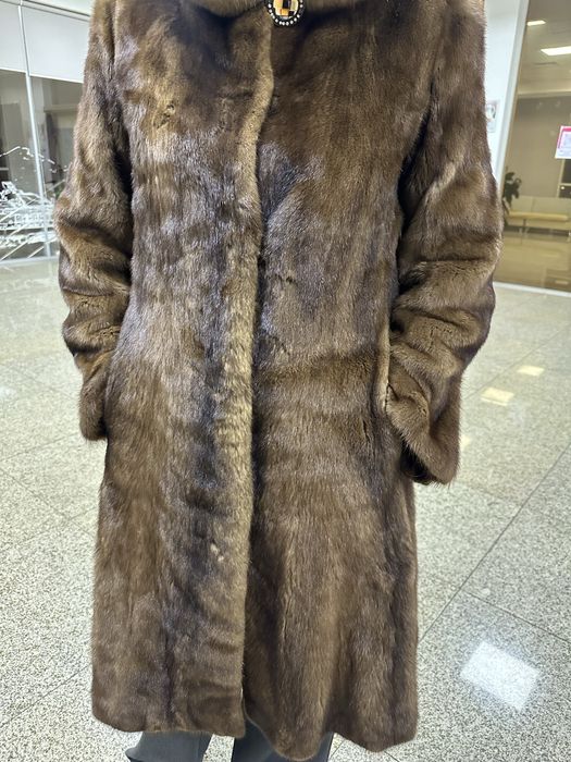 Норковая шуба из натурального меха высого качество. Отлично сохраняет,
