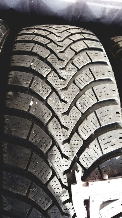 225/65/17,225/55/17,falken,dot 4818,6-7mm!
