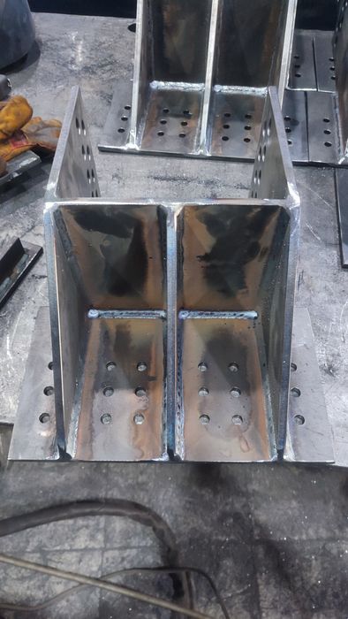 Сварщик с европейскими опыт работы на полуавтомате mig-mag (кемпи)