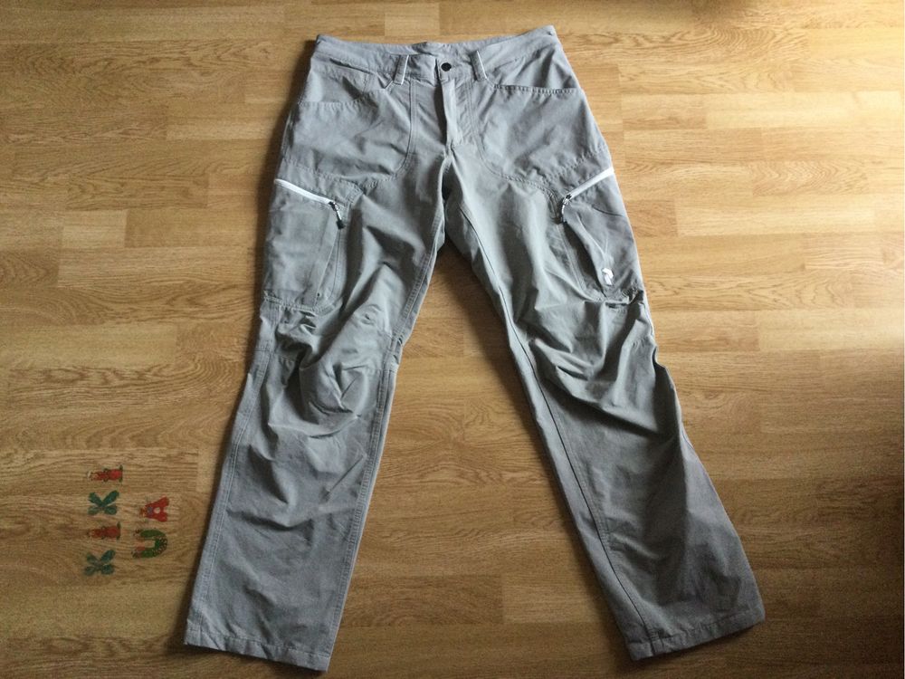 Pantaloni originali outdoor Peak Performance ca noi