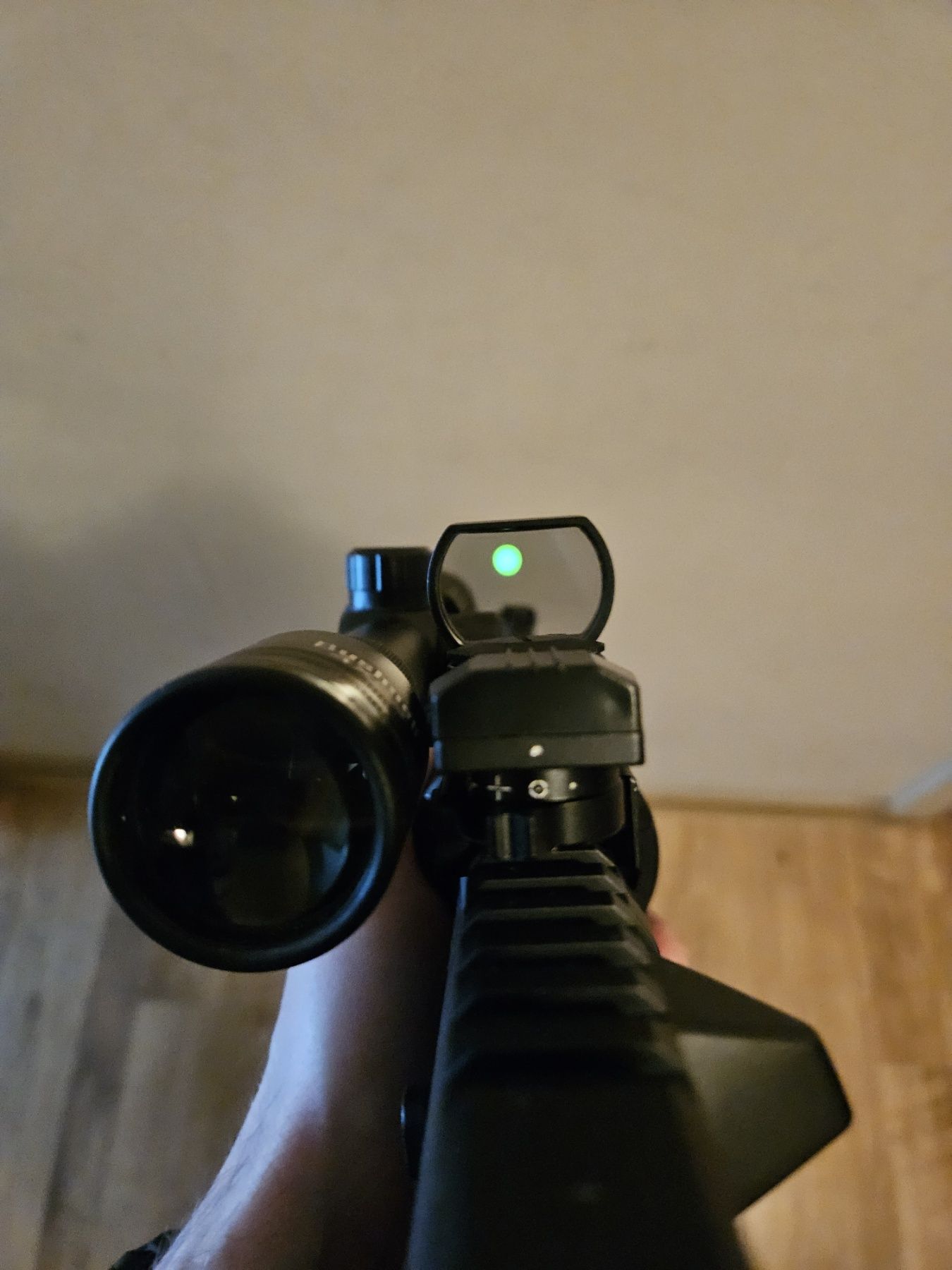 Airsoft пистолет